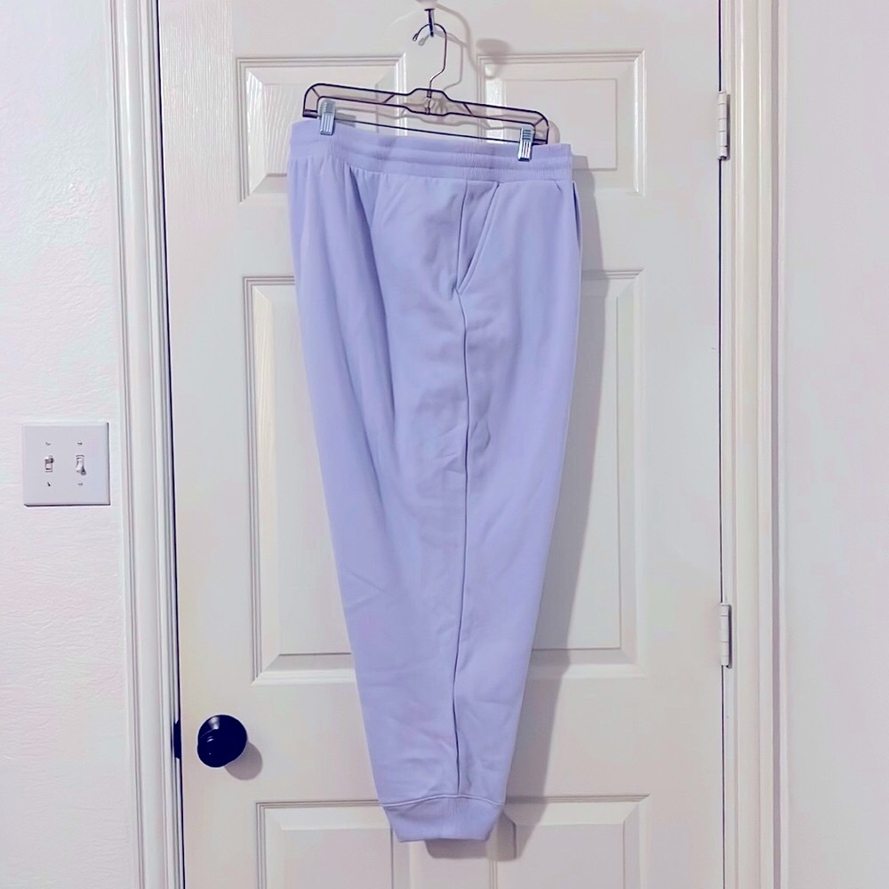 A New Day purple women’s joggers. Size 3x. NWT.
